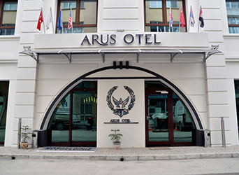 Arus Otel